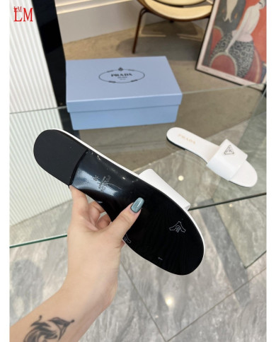 Prada  Lady slippers