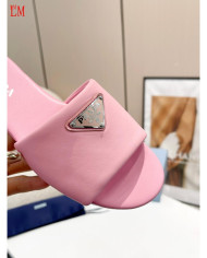 Prada  Lady slippers