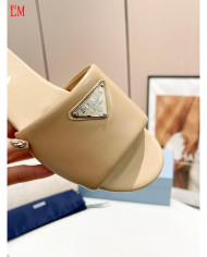 Prada  Lady slippers