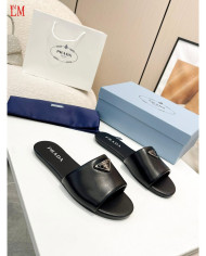 Prada  Lady slippers