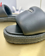 Prada  Lady slippers