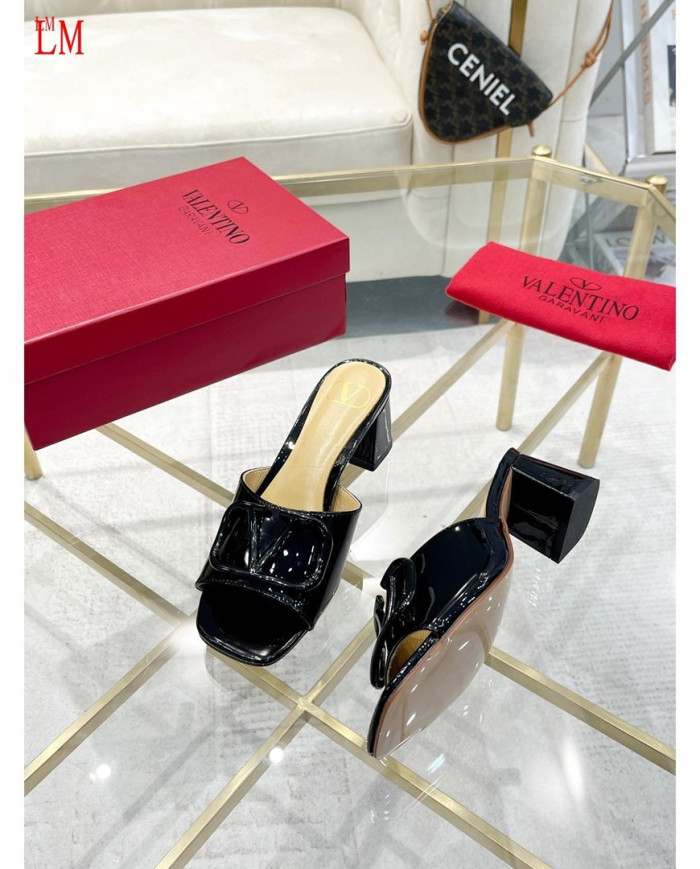 Valentino  Lady slippers