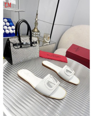Valentino  Lady slippers