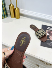 Valentino  Lady slippers