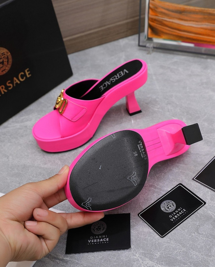 Versace  Lady slippers