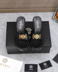 Versace  Lady slippers
