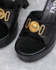 Versace  Lady slippers