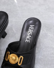 Versace  Lady slippers
