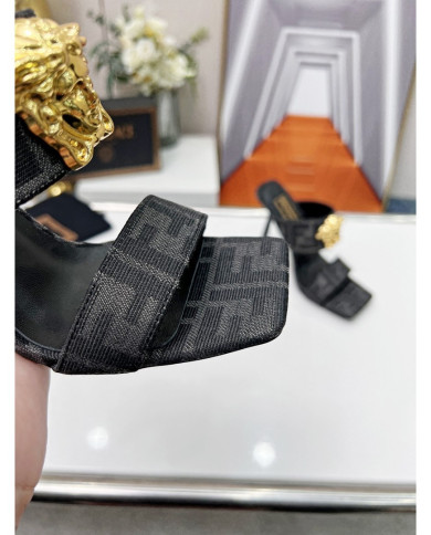 Versace  Lady slippers
