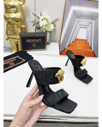 Versace  Lady slippers