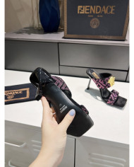 Versace  Lady slippers