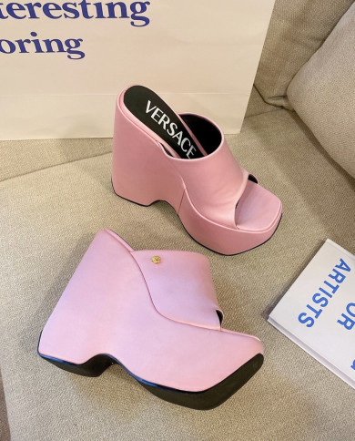 Versace  Lady slippers