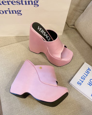 Versace  Lady slippers