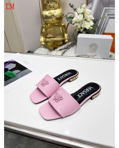 Versace  Lady slippers