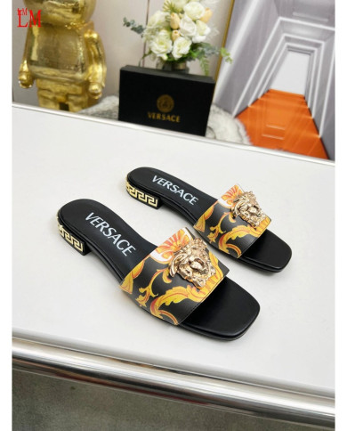 Versace  Lady slippers