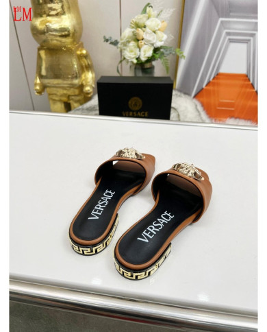 Versace  Lady slippers