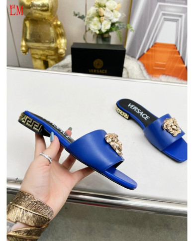 Versace  Lady slippers