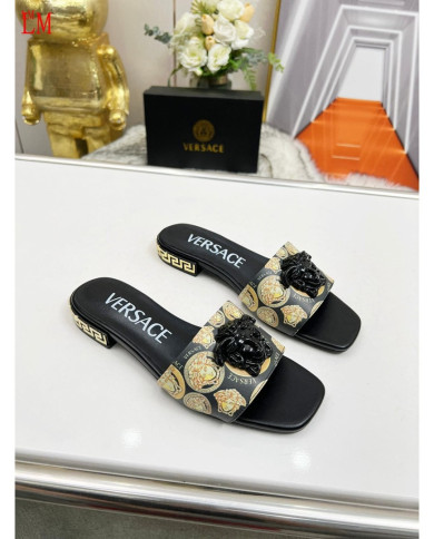 Versace  Lady slippers