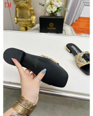 Versace  Lady slippers