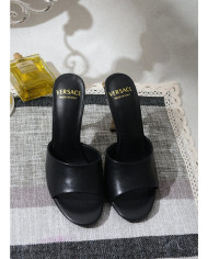 Versace  Lady slippers