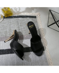 Versace  Lady slippers