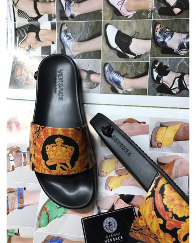 Versace  Lady slippers