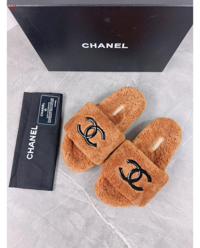 CHANEL ladies slippers