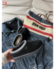UGG Snow boots