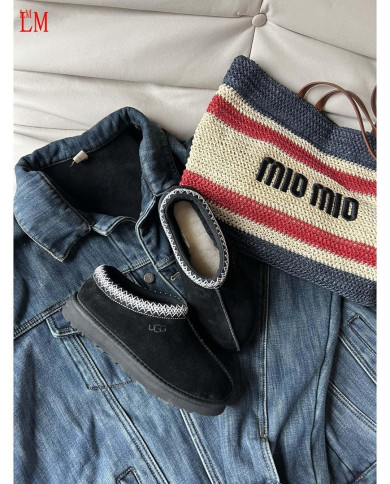 UGG Snow boots