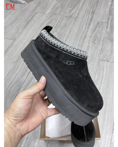 UGG Snow boots
