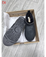 UGG Snow boots