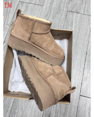UGG Snow boots