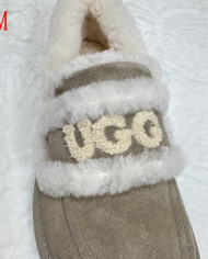 UGG Snow boots