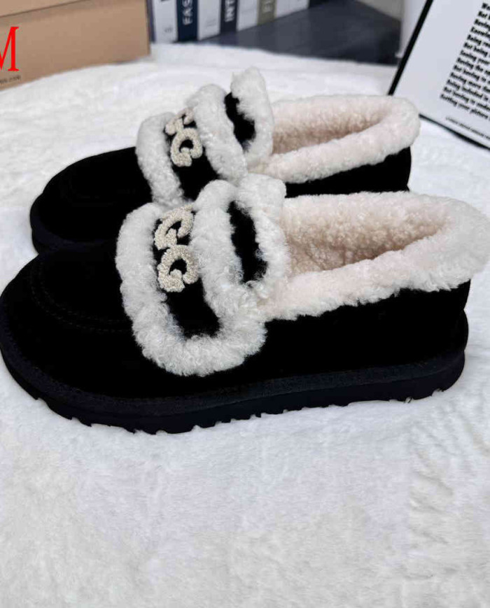 UGG Shearling Lined Casual Warm Loafers