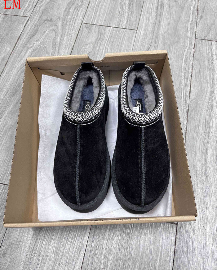 UGG Sheepskin Lined Warm Moccasin Shoes