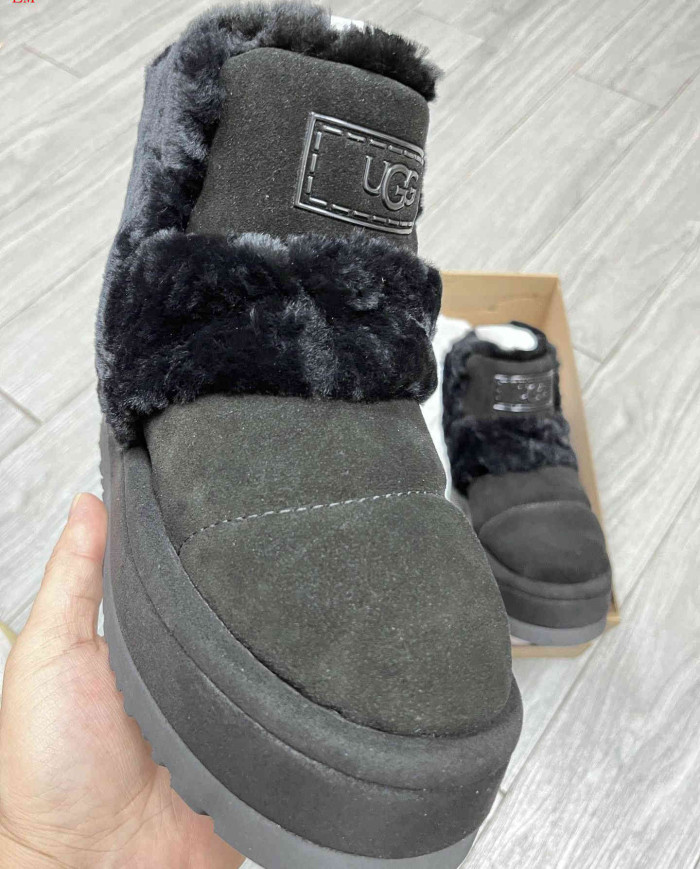 UGG Women’s Shearling Lined Mid-Calf Snow Boots