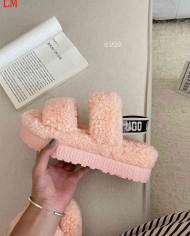 UGG Fleece Lined Warm Slippers for Women Winter Indoor Thick Sole Sandals