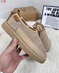 UGG Vintage Suede Lace-Up Casual Shoes