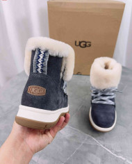 UGG Winter Shearling Lined Lace-Up Snow Boots