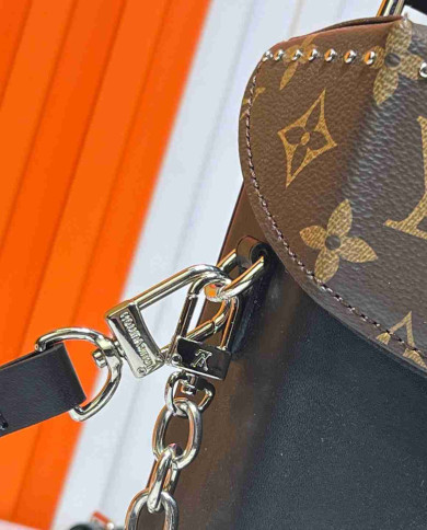 Louis Vuitton Retro Chain Box Top Handle Bag