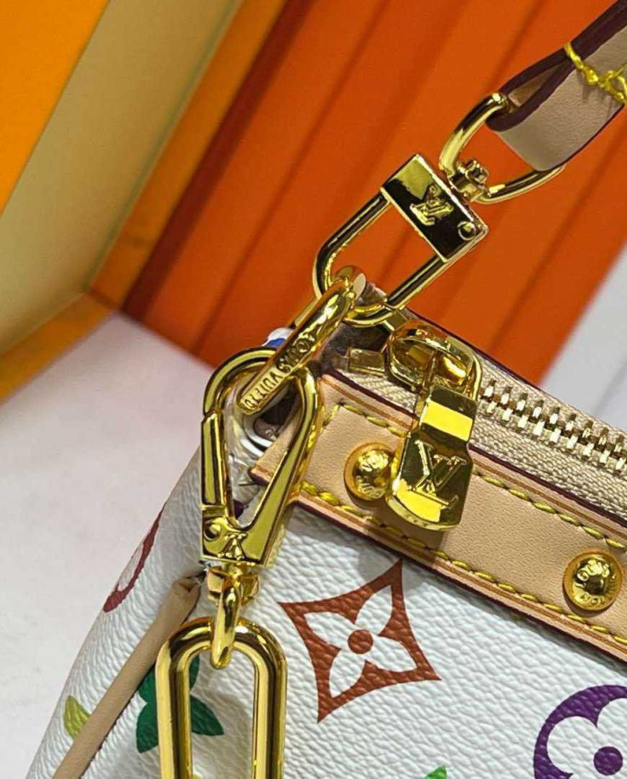 Louis Vuitton Monogram Chain Underarm Shoulder Bag