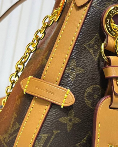 Louis Vuitton Monogram Chain Shoulder Bag