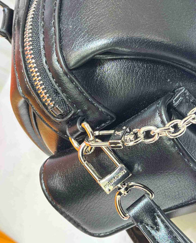 Louis Vuitton Chain Accent Bag