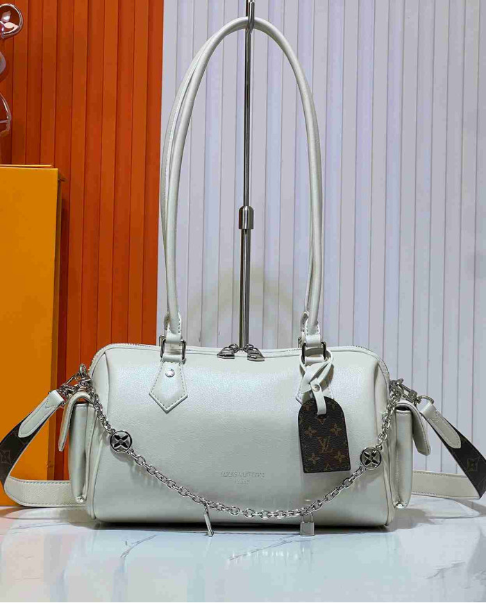 Louis Vuitton Chain Accent Bag