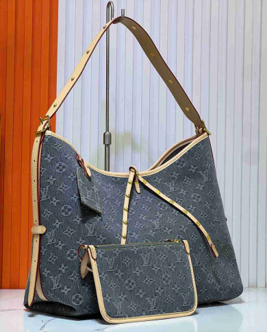 Louis Vuitton Monogram Underarm Bag