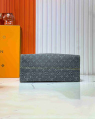 Louis Vuitton Large Tote Bag