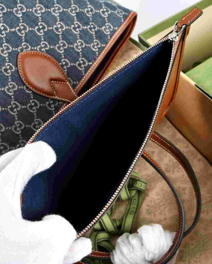 GUCCI GG Blue Canvas Tote Bag