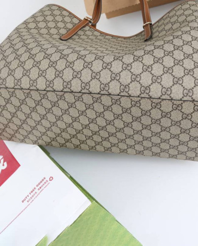 GUCCI GG Supreme Tote Bag