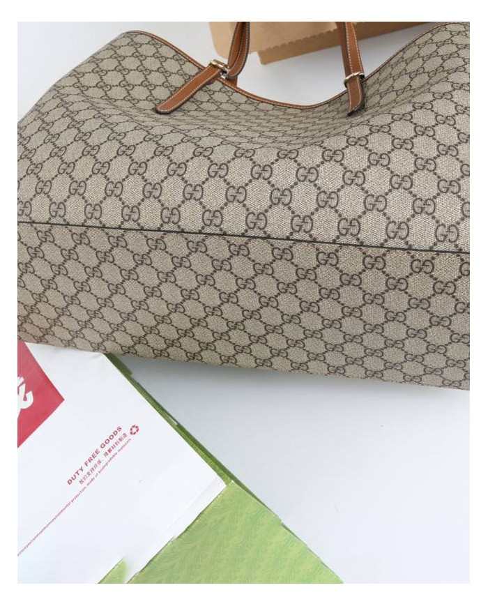 GUCCI GG Supreme Tote Bag