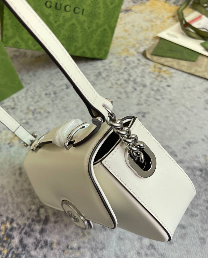 GUCCI Women's Classic Round Lock Flap Top-Handle Bag